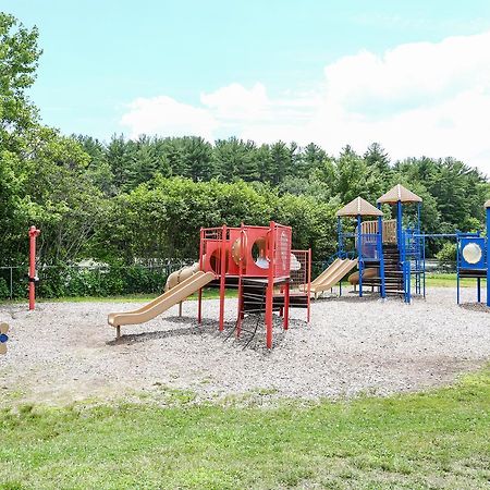 Tuxbury Pond Camping Resort Tiny House Clara South Hampton Exterior foto